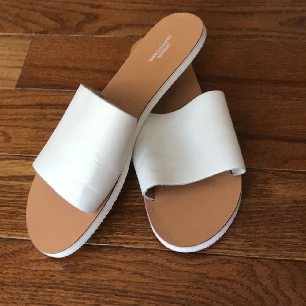 Leather slide sandals